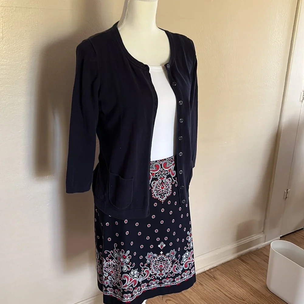Talbots red, white and navy blue print pencil skirt. Paisley. - Picture 5 of 9